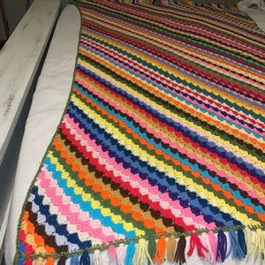 Vintage multicolor, homemade Afghan crocheted blanket baby girls boho HOBO